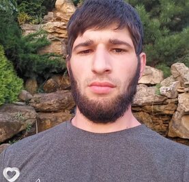 Мурат Валиев