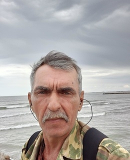 Олег Власов